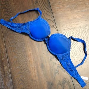Pink by Victoria’s Secret Lace Wing Demi Bra 34B